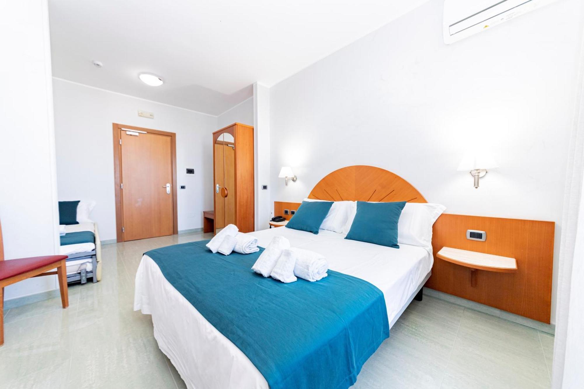 Hotel Alba Torre Lapillo Dış mekan fotoğraf