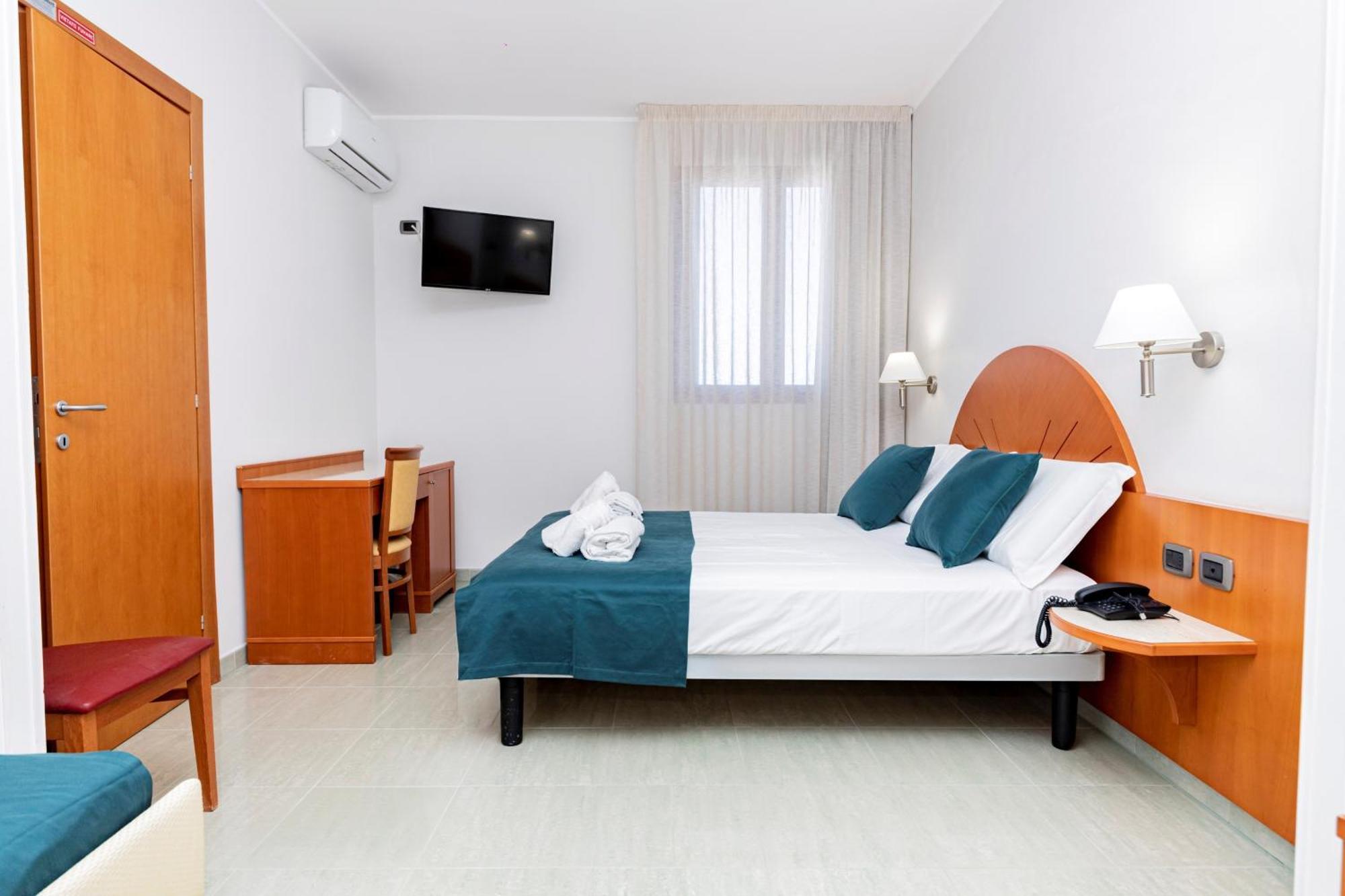 Hotel Alba Torre Lapillo Dış mekan fotoğraf