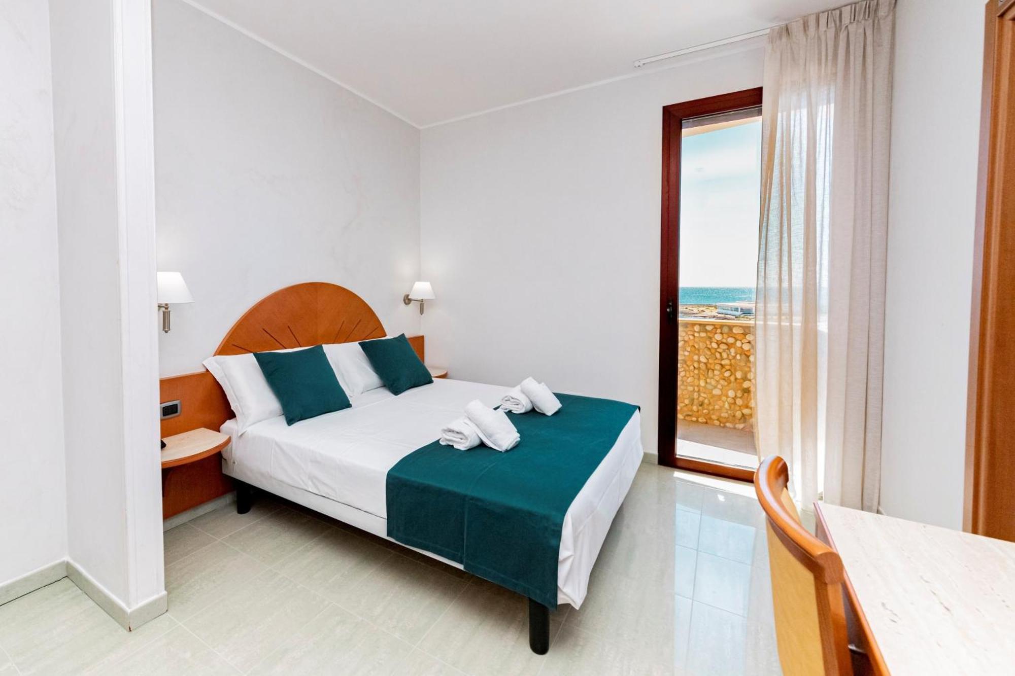 Hotel Alba Torre Lapillo Dış mekan fotoğraf